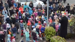 Video anzeigen
